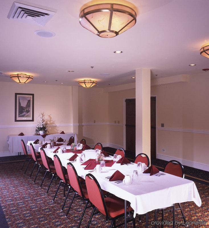 Historic Plains Hotel Cheyenne Restaurant photo